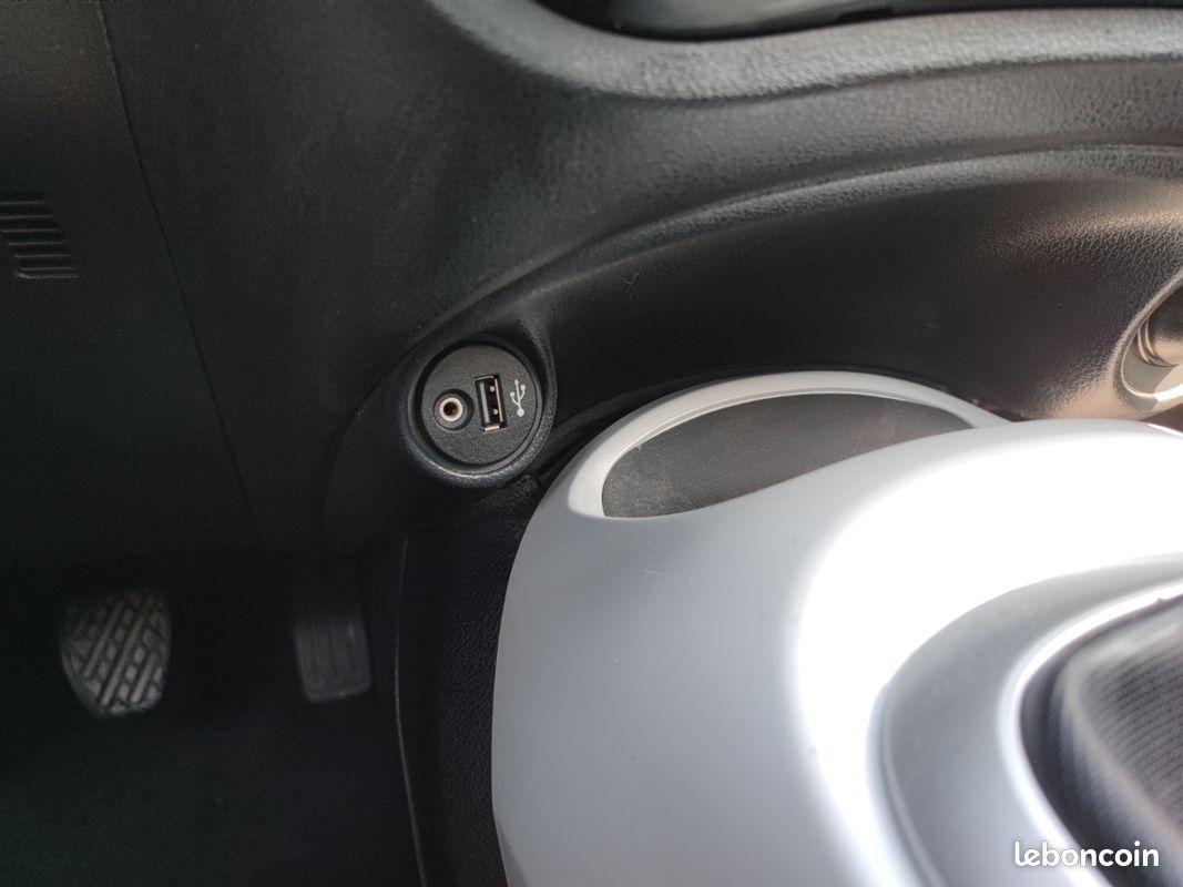 NISSAN JUKE 1.5 dCi 110 FAP Start/Stop System Acenta (image 24)