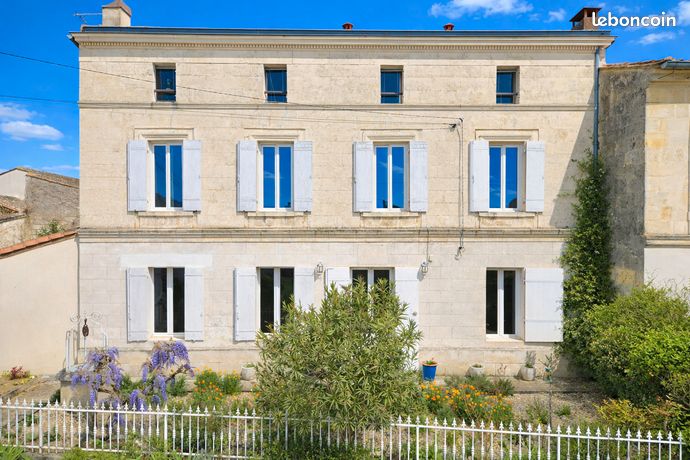 Propriété 8 pièces 225 m²