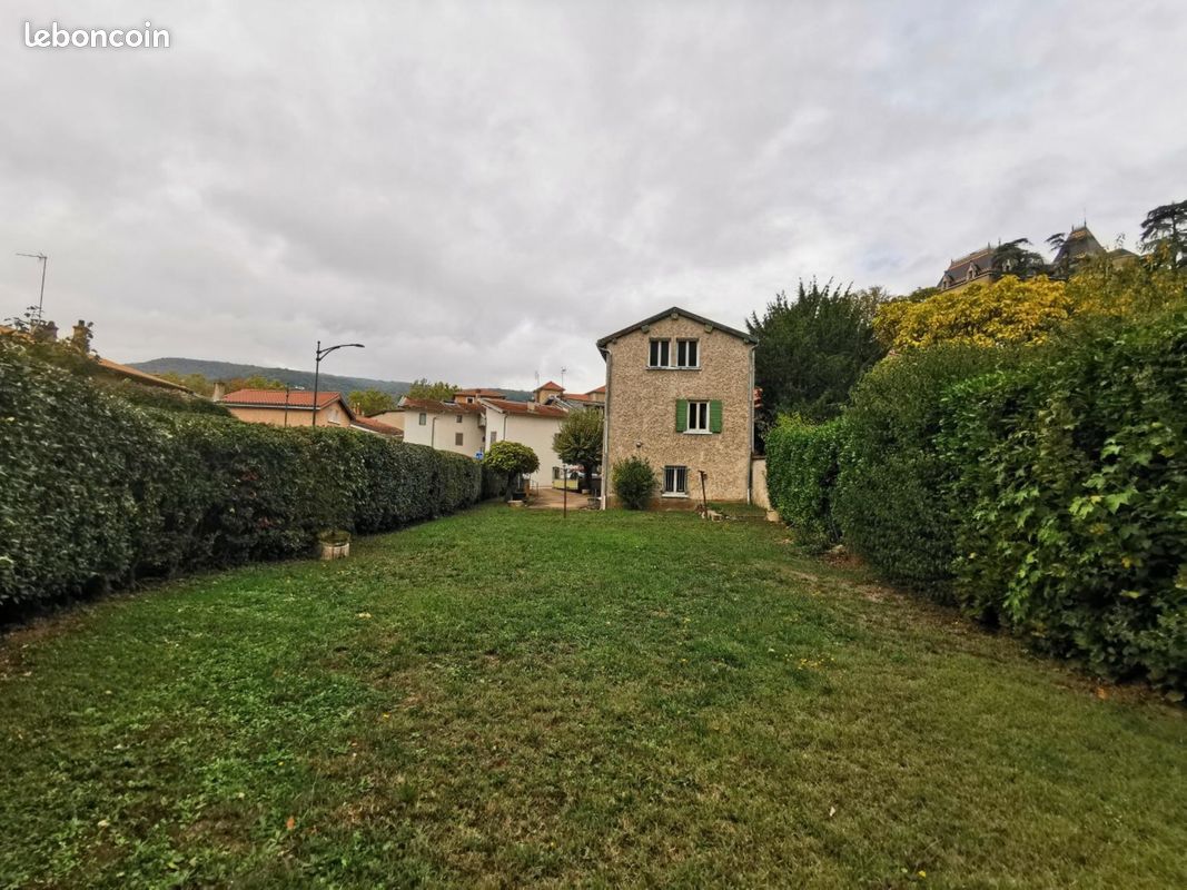 Maison 6 pièces 132 m² · à Rochetaillée-sur-Saône · 132 m² · 459 000 €