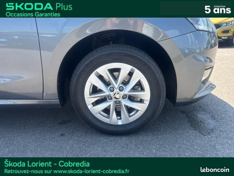 Skoda Fabia 1.0 TSI 110ch Ambition DSG7 (image 24)