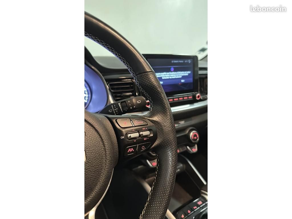 KIA STONIC 1.0 T-GDI MHEV - 120 DCT7 GT Line Premium (image 13)
