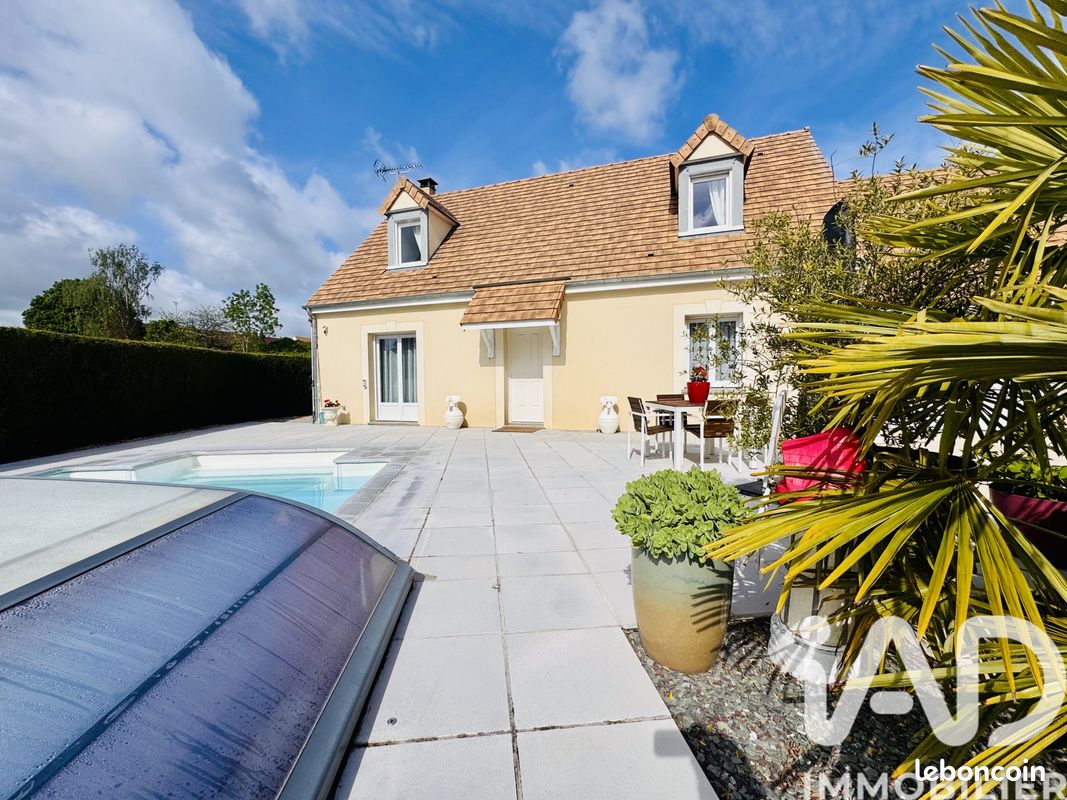 Maison 6 pièces 140 m² · à Houdan · 140 m² · 529 000 €