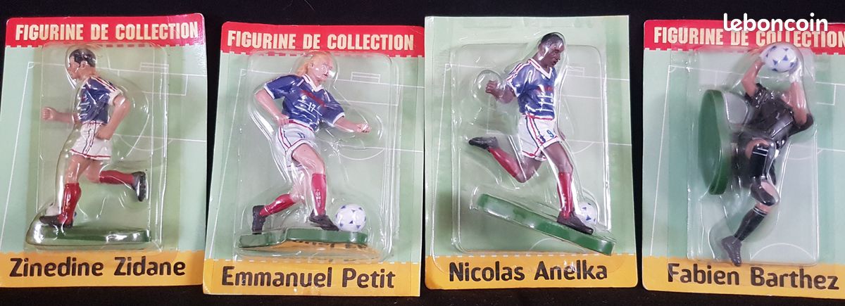 Ancienne Figurine Publicitaire Intersport Football - PLV Vintage En Plastique