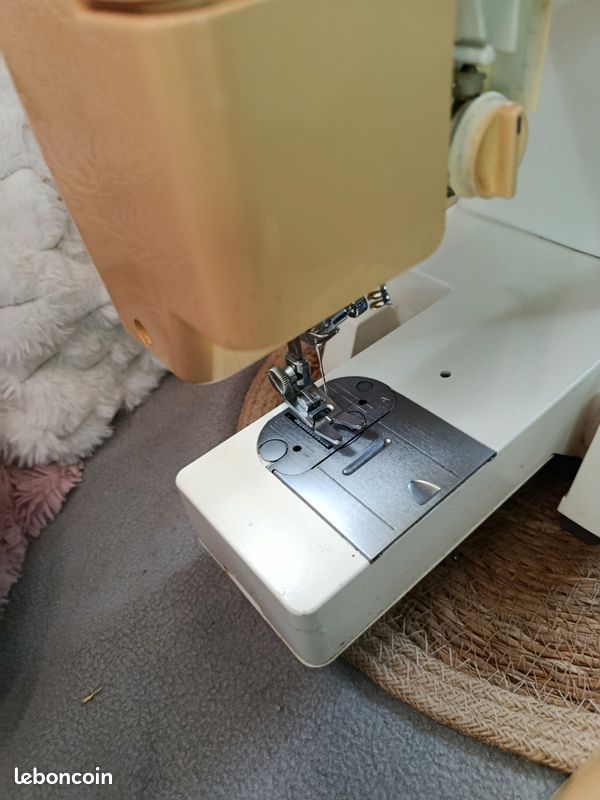 Machine à coudre Singer prima 40 (image 8)