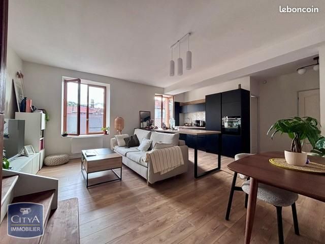 Appartement 4 pièces 60 m² · à Voiron · 60 m² · 895 €/mois