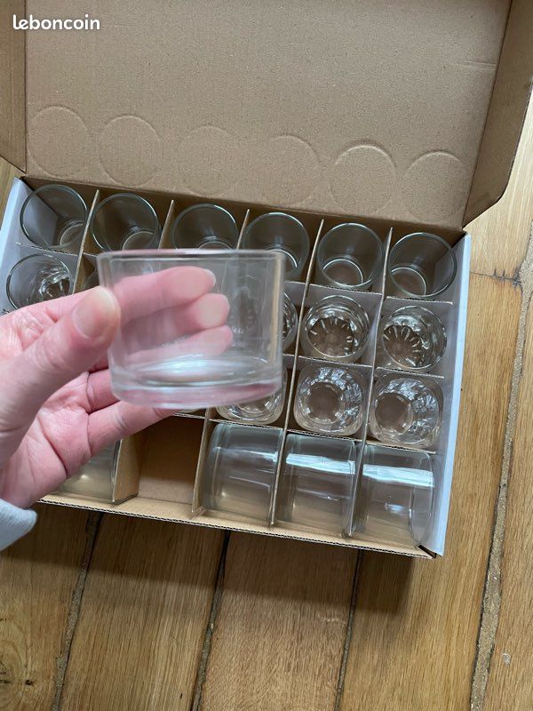 Lot de verres neufs (image 6)