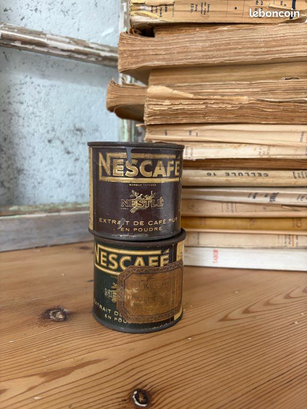 Lot de 2 anciennes boîtes de café Nescafé en métal Nestlé vintage / rétro (image 2)