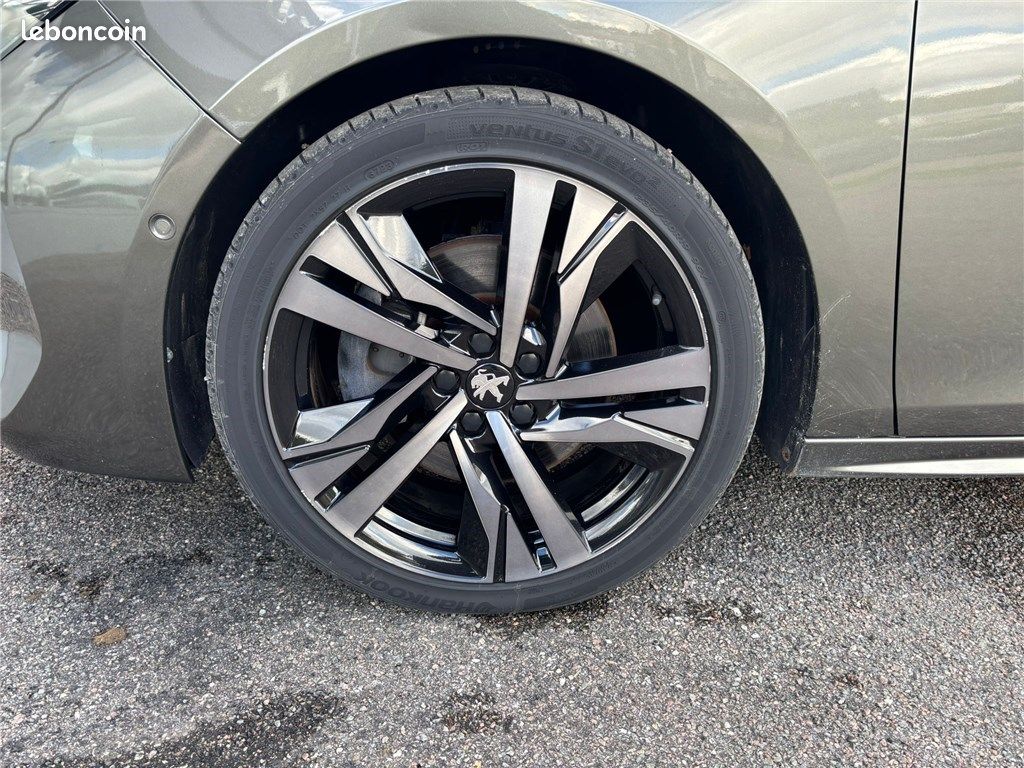 Peugeot 508 II SW PURETECH 225 CH S&S EAT8 GT (image 15)