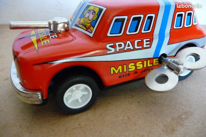 Space missile car jouet tole made in japan red voiture ancienne metal vintage collection vieux jouet brocante - Collection
