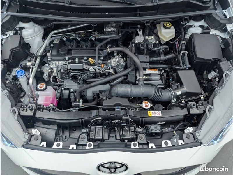Toyota Yaris Hybride 116h Design MY25 (image 25)