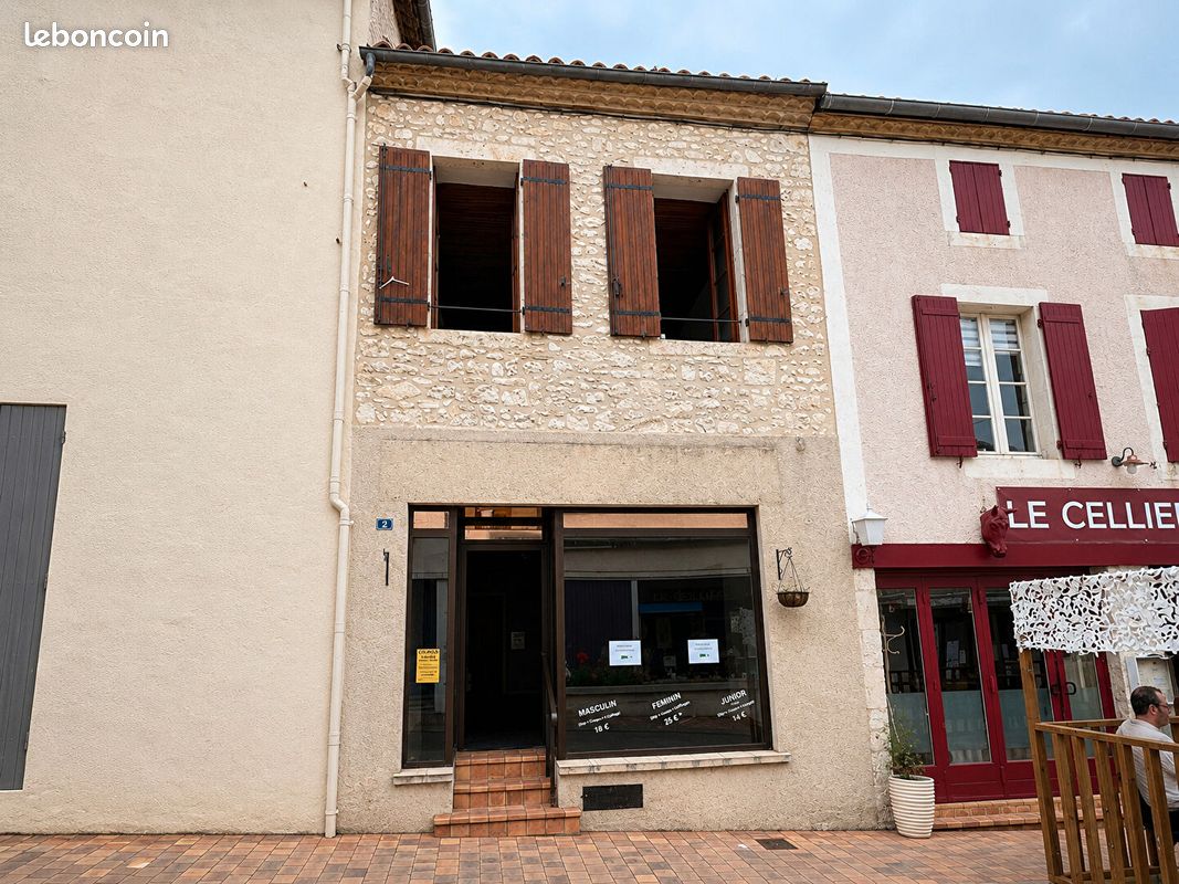 Maison 8 pièces 128 m² · à Castillonnès · 128 m² · 89 000 €