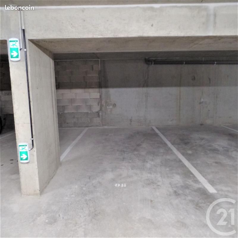 Parking 10 m² · à Villeurbanne · 10 m² · 75 €/mois