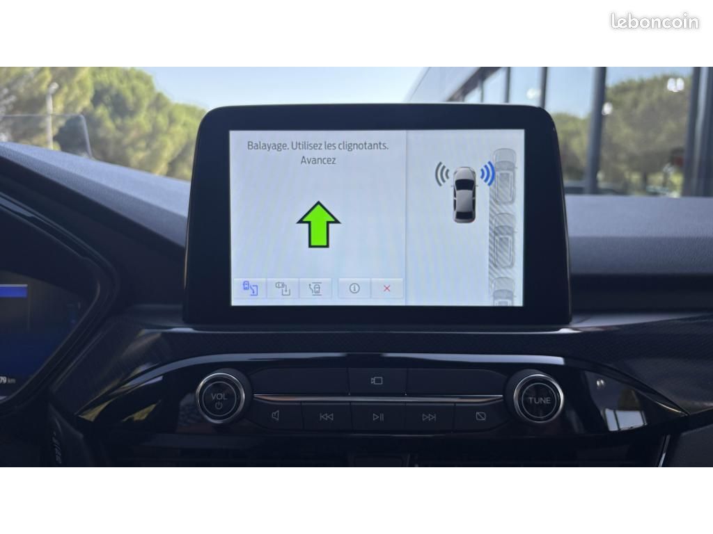 FORD KUGA 2.0 EcoBlue 120 BVA ST-Line X +ATTELAGE +PK TECHNO (image 14)