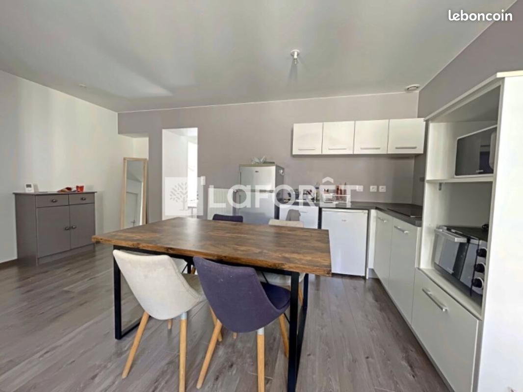 Appartement 3 pièces 52 m² · à Saint-Étienne · 52 m² · 650 €/mois