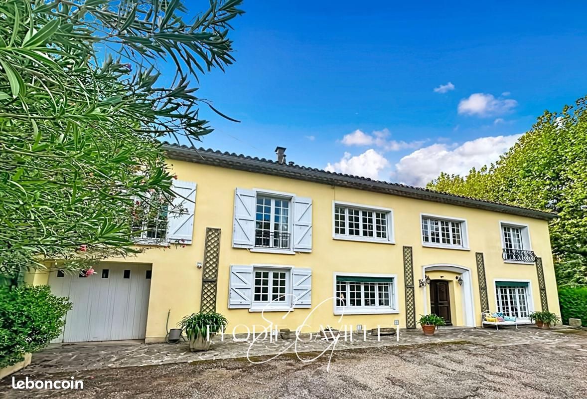 Maison 13 pièces 390 m² · à Carcassonne · 390 m² · 559 500 €