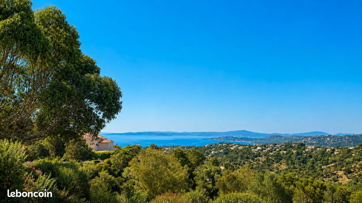 Maison 7 pièces 165 m² · à Roquebrune-sur-Argens · 165 m² · 1 290 000 €