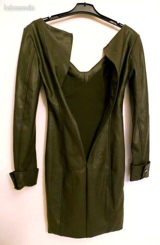 Robe courte GUESS 38/40 verte kaki neuve Vêtements