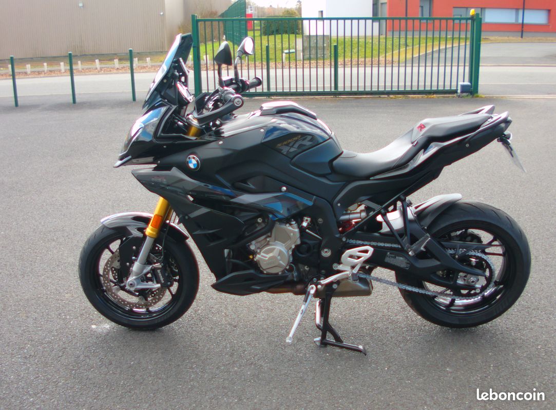 BMW S 1000 XR triple black 9000 km - Motos