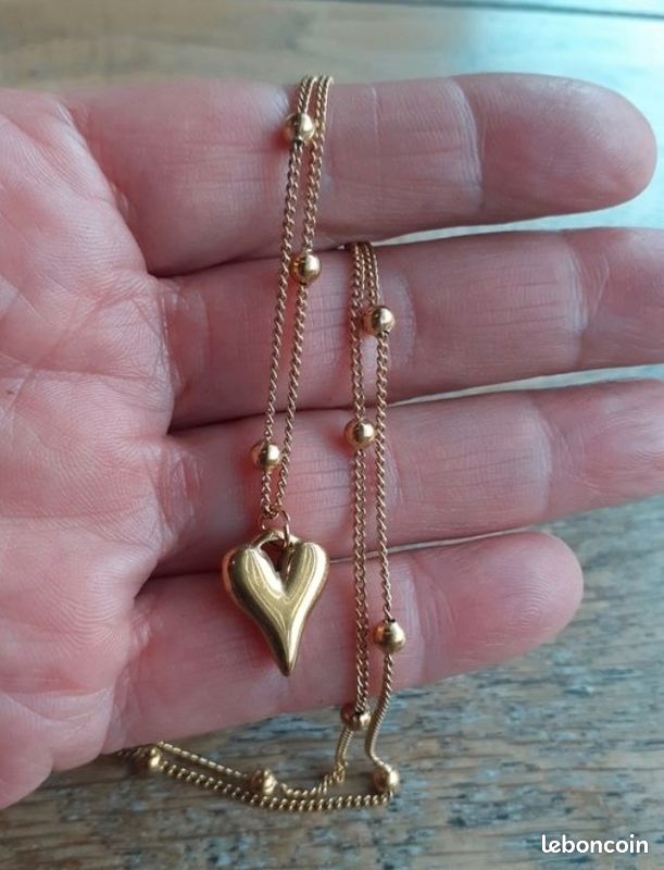 Très beau collier pendentif coeur et perles en métal doré .
État neuf, jamais porté (image 9)