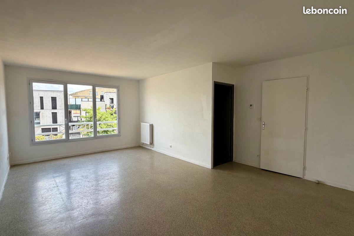 Appartement 3 pièces 70 m² · à Lille · 70 m² · 135 000 €