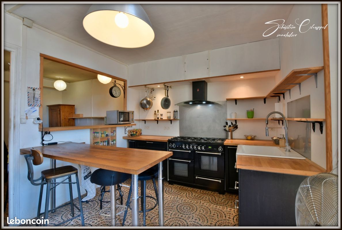 Maison 6 pièces 172 m² · à Caux · 172 m² · 179 900 €