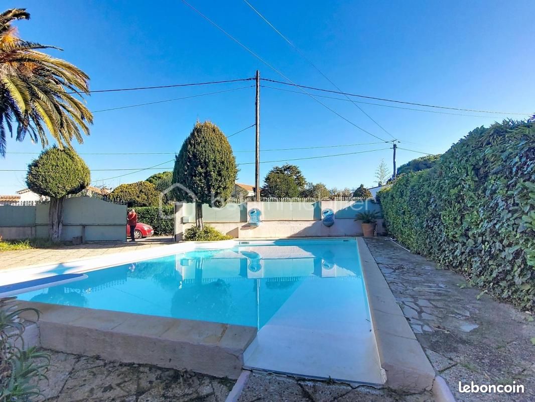 Maison 7 pièces 161 m² · à Six-Fours-les-Plages · 161 m² · 650 000 €