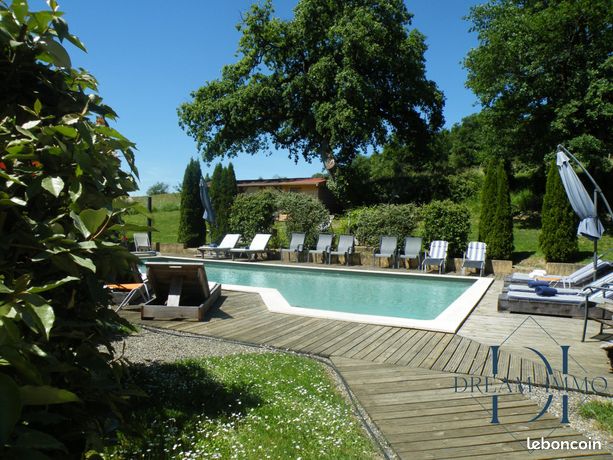 Propriété 15 pièces 565 m²