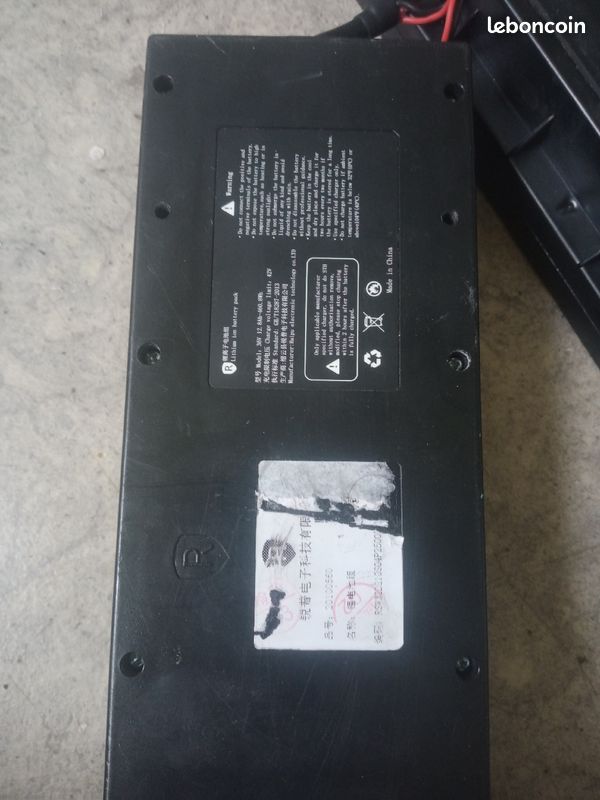 Vends batterie trotinette bird 36 volts (image 2)