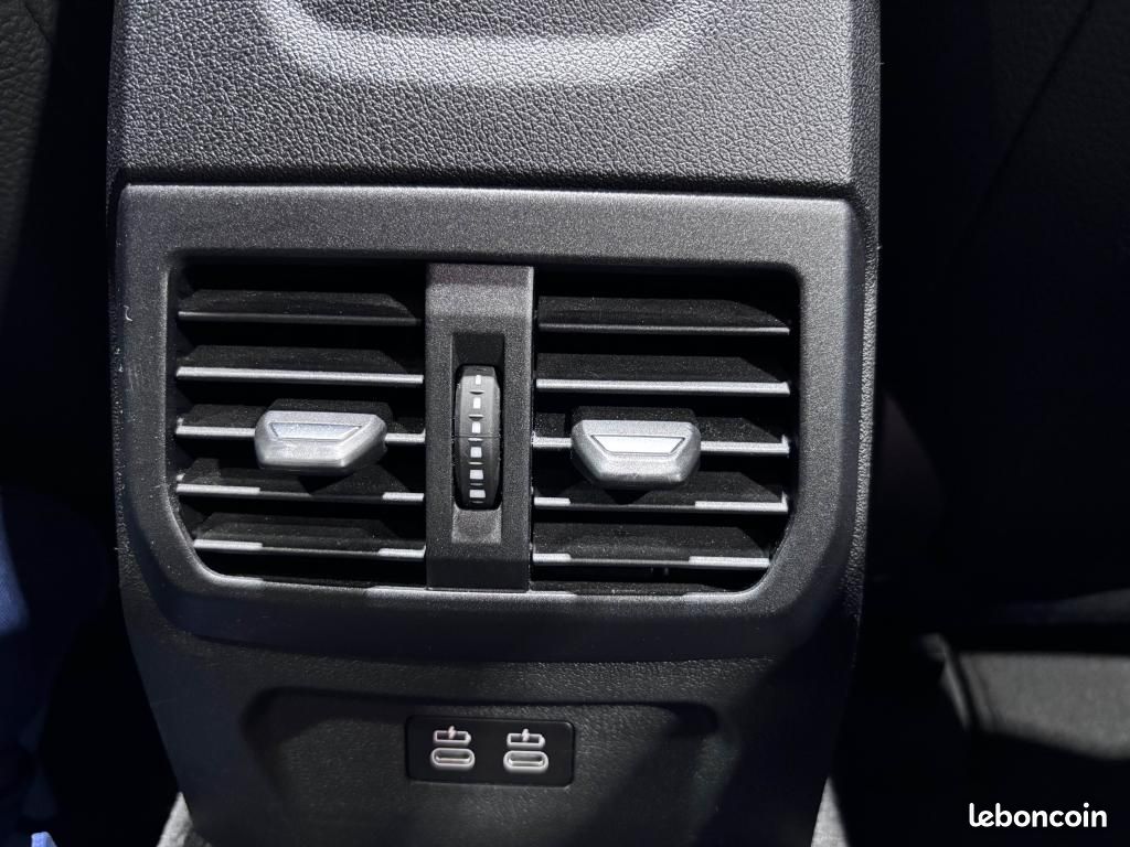 BMW SERIE 1 120d xDrive M Sport /Toit ouvrant/HUD/Harman Kardon/Sièges élec et chauffants/ (image 19)