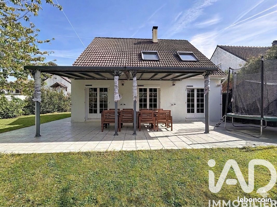 Maison 6 pièces 120 m² · à Ferrières-en-Brie · 120 m² · 507 000 €