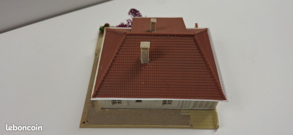 Maquette HO Maison + Abri De Jardin Sans Socle - Occasion Modélisme Ferroviaire