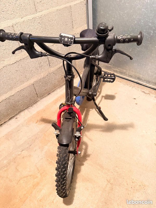 Vélo 4/6 ans (image 1)