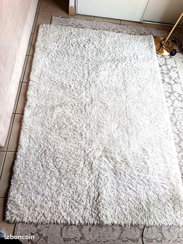 Tapis poil court blanc cassé IKEA (image 1)