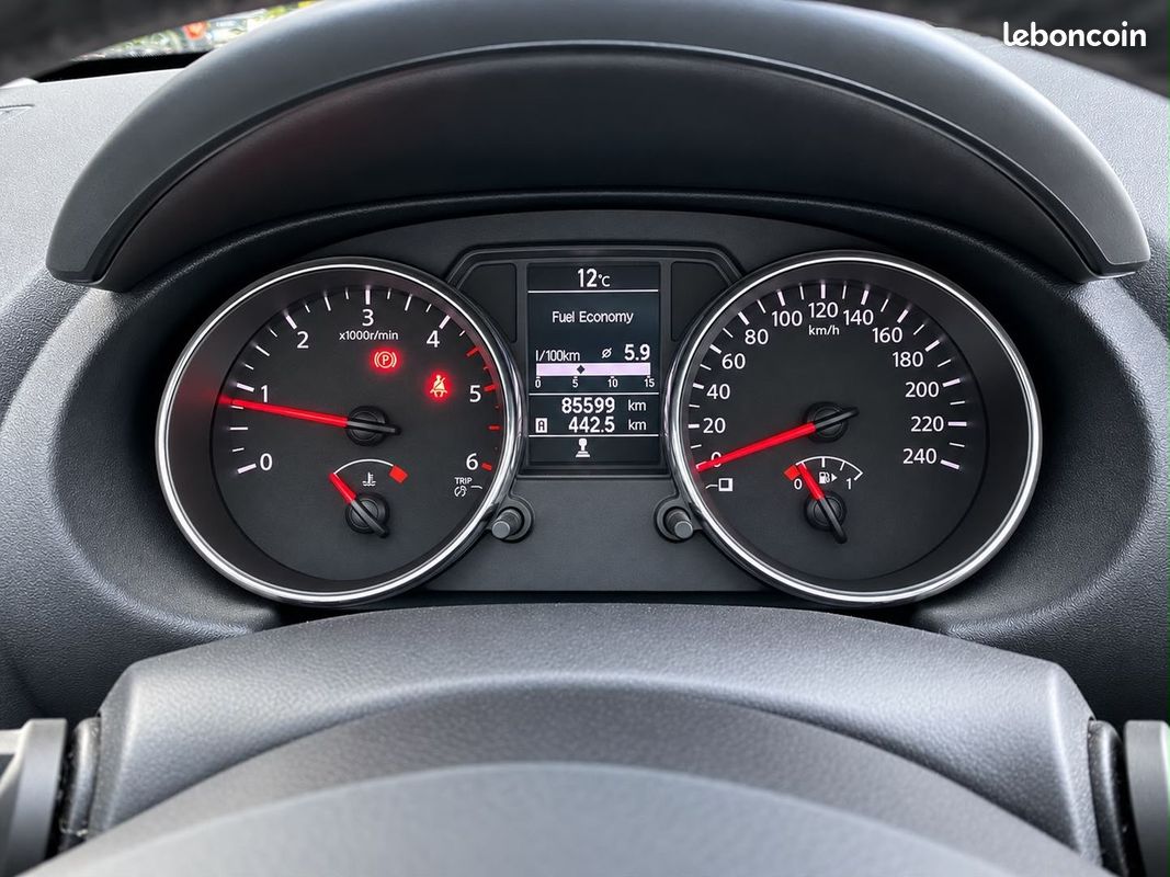 Nissan QASHQAI 1.6 DCI 130CH FAP STOP&START TEKNA (image 8)