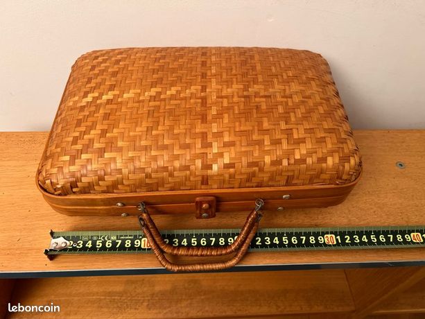Grande valise osier/rotin vintage - Le Petit Mobilier Grande valise osier/rotin vintage - Le Petit Mobilier