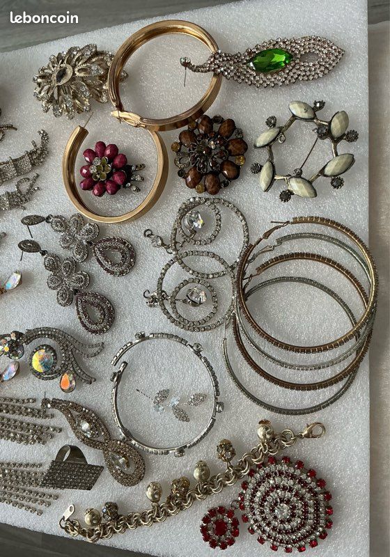 Lot De Bijoux Vintage – Collection – Occasion