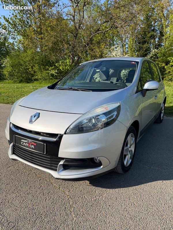 Renault Scenic 1.5 dCi 110 (image 1)