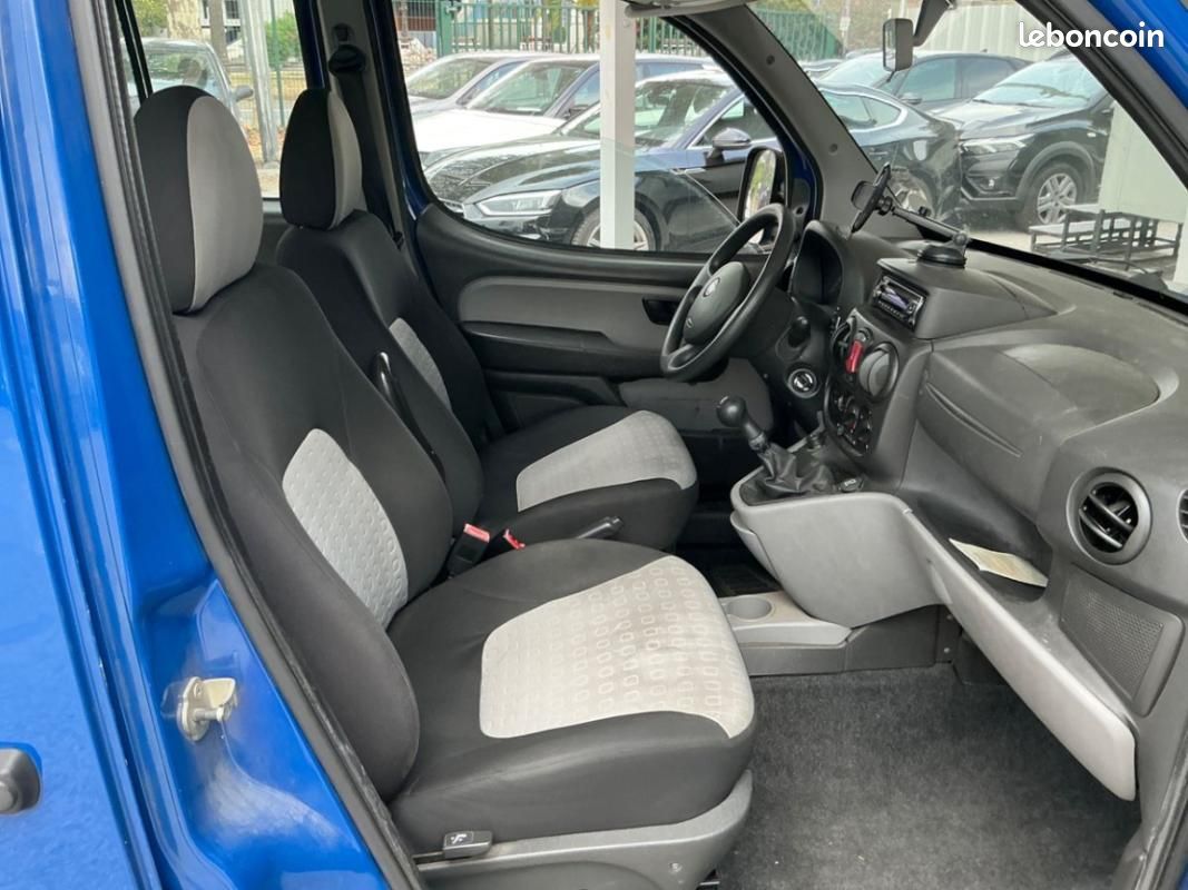 Fiat Doblo 1.3 Multijet 16v 85 Emotion 7 places (image 11)