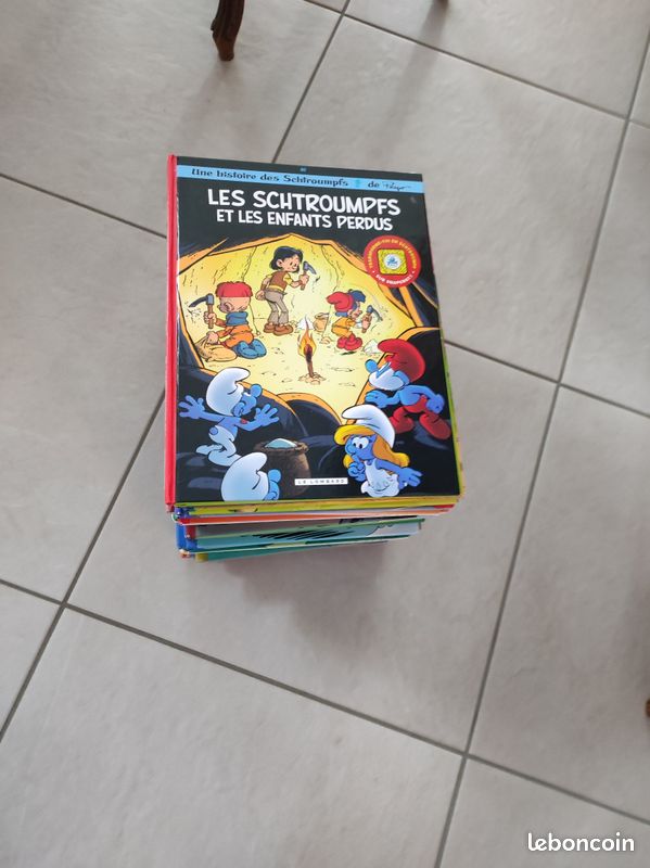 Collection de 35 BD des schtroumpfs différents + environ 60 autre bd en doubles (image 1)