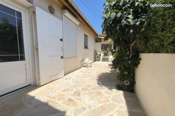Antibes - La Fontonne (image 9)