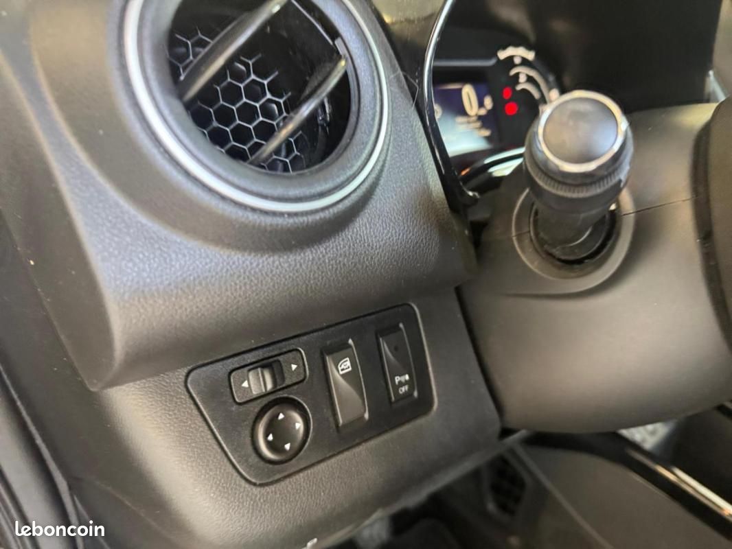Dacia Spring Expression (image 10)