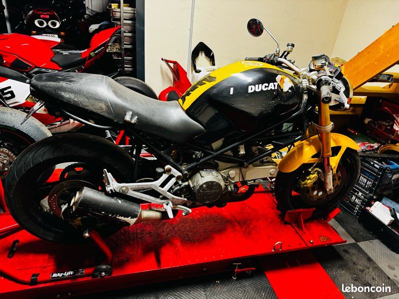 Toutes pièces Ducati Monster 600 (image 1)