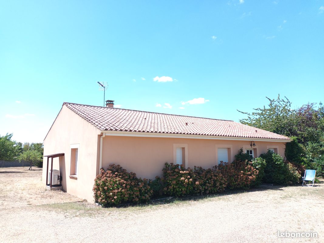 Maison 5 pièces 144 m² · à Fontenay-le-Comte · 144 m² · 330 000 €