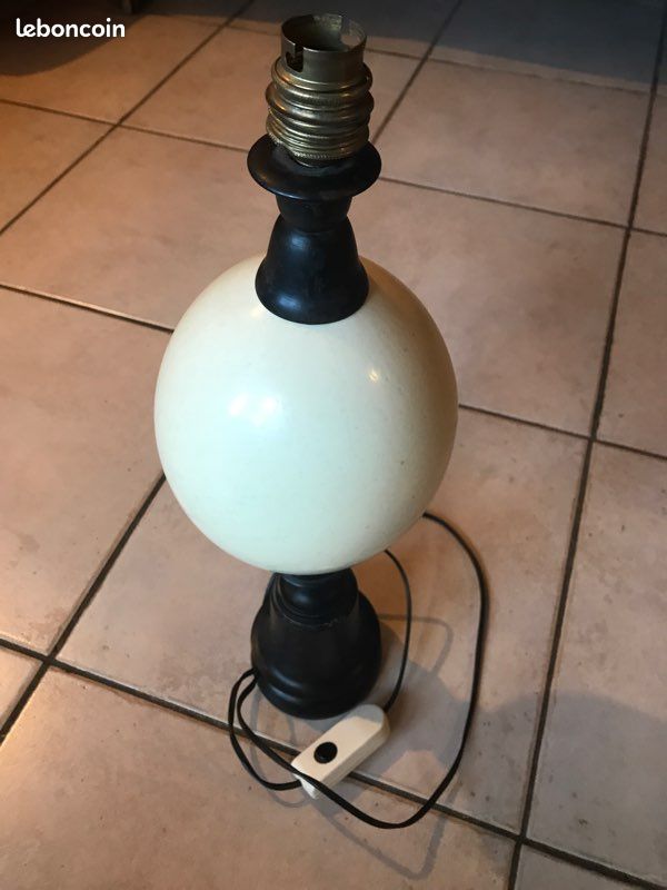 Pied de lampe œuf d’autruche (image 2)