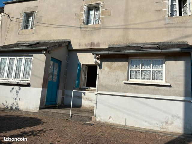 Maison 6 pièces 110 m² · à Saint-Martin-des-Champs · 110 m² · 77 000 €