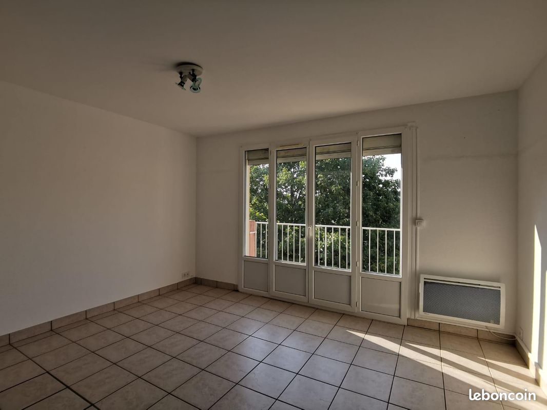 Appartement 3 pièces 61 m² · à Labégude · 61 m² · 66 000 €