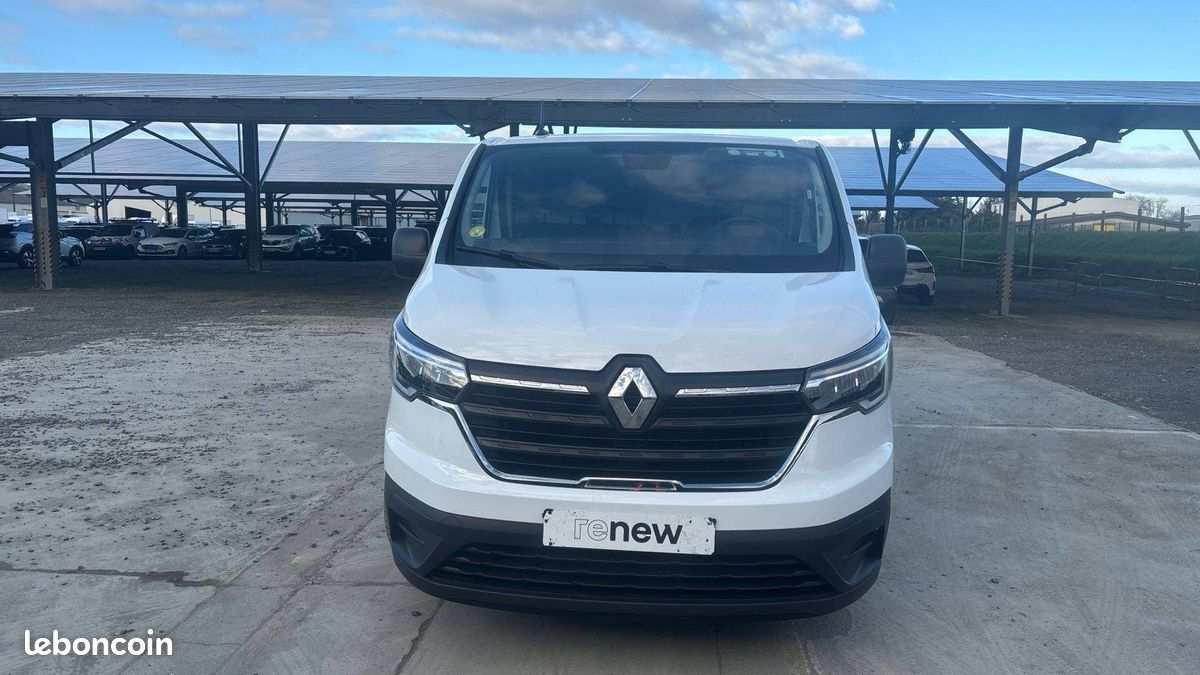 Renault trafic fgn l1h1 3000 kg blue dci 130 (image 5)