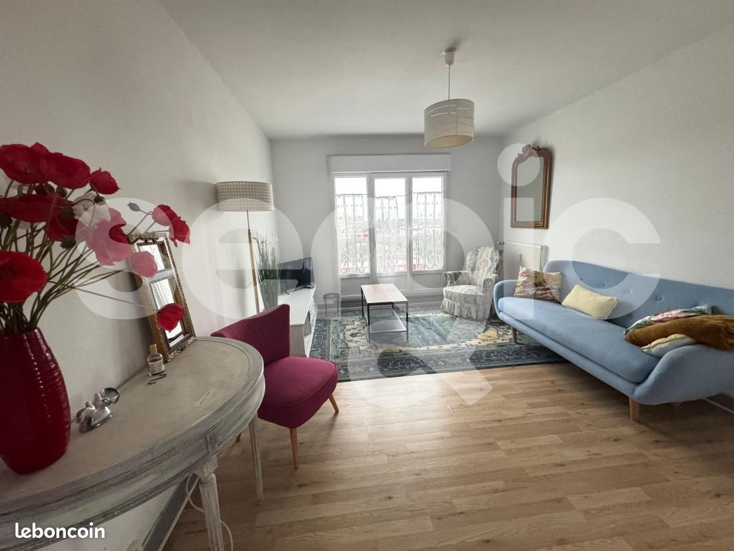 Appartement 2 pièces 49 m² · à Saint-Jean-de-Braye · 49 m² · 646 €