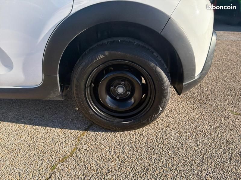 Citroen C3 1.5 BlueHDi 100ch S&S Feel E6.d (image 11)