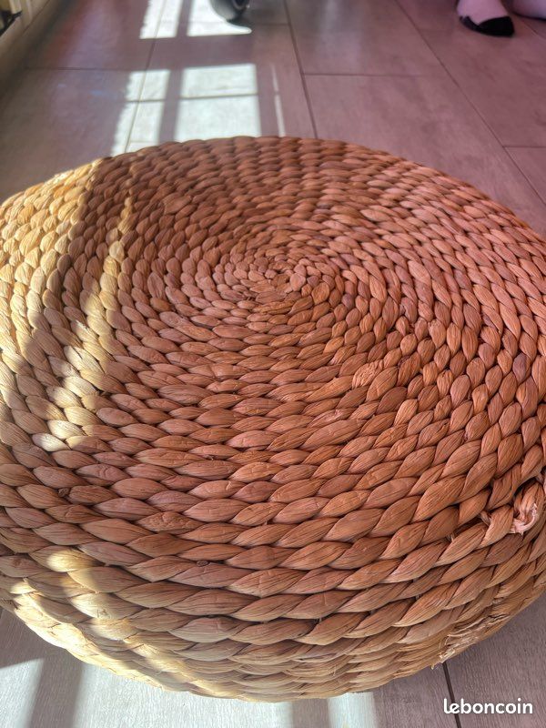 Pouf style rotin (image 2)